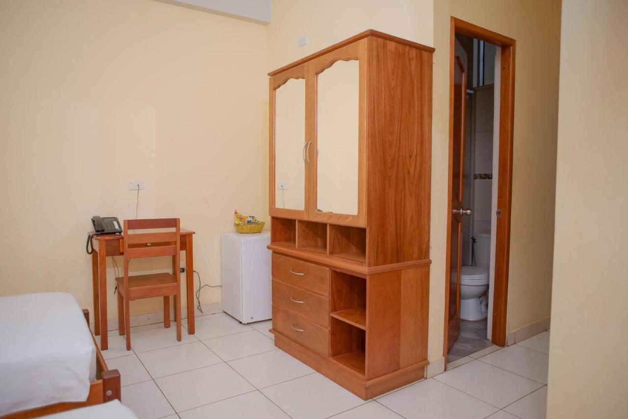 Hotel Jhor Bush Pucallpa Eksteriør bilde